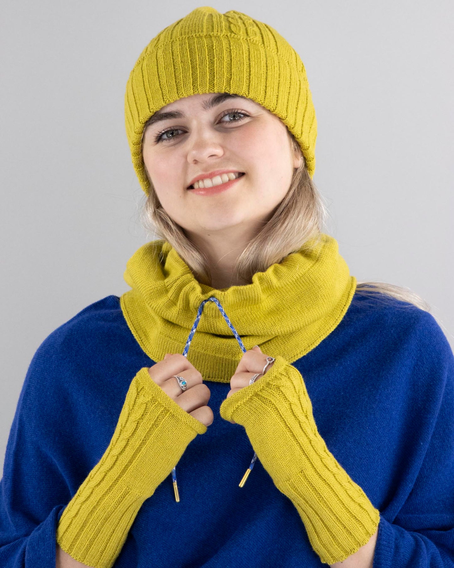 100% Merino Wool Cable Knit Hat