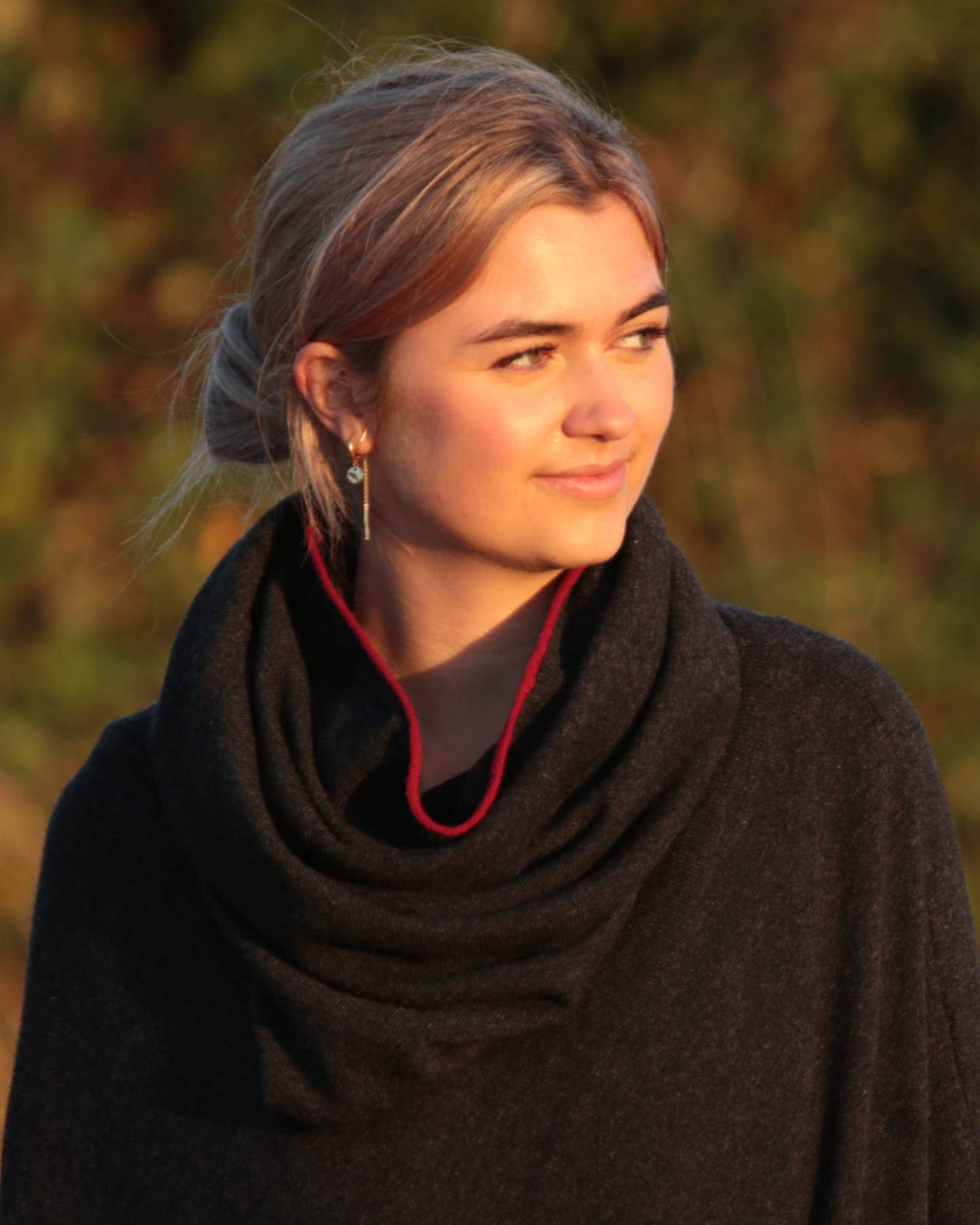 Cashmere Blend Contrast Edge Snood