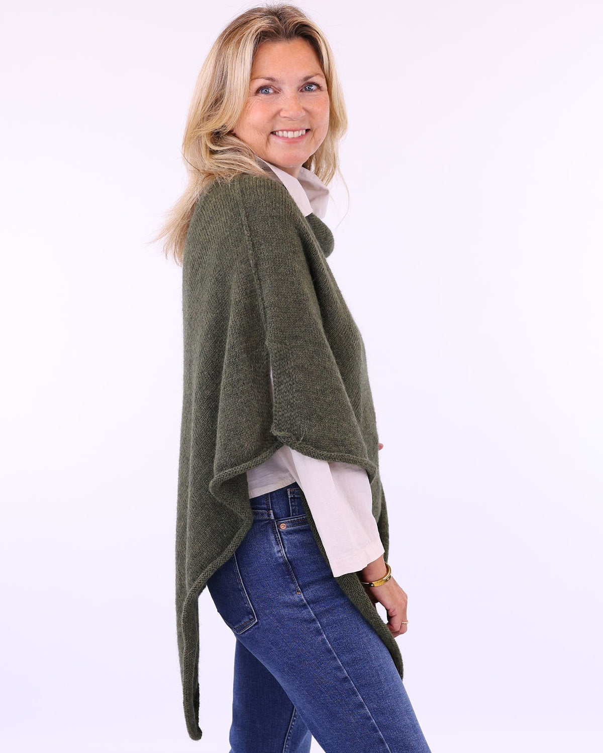 Women's Italian Alpaca Blend Poncho in Olive Green, made in Italy