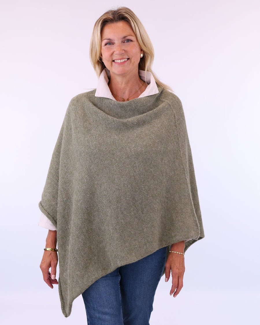 Women's Italian Alpaca Blend Poncho in green, made in Italy