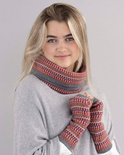 Cashmere Blend Geo Wrist Warmers