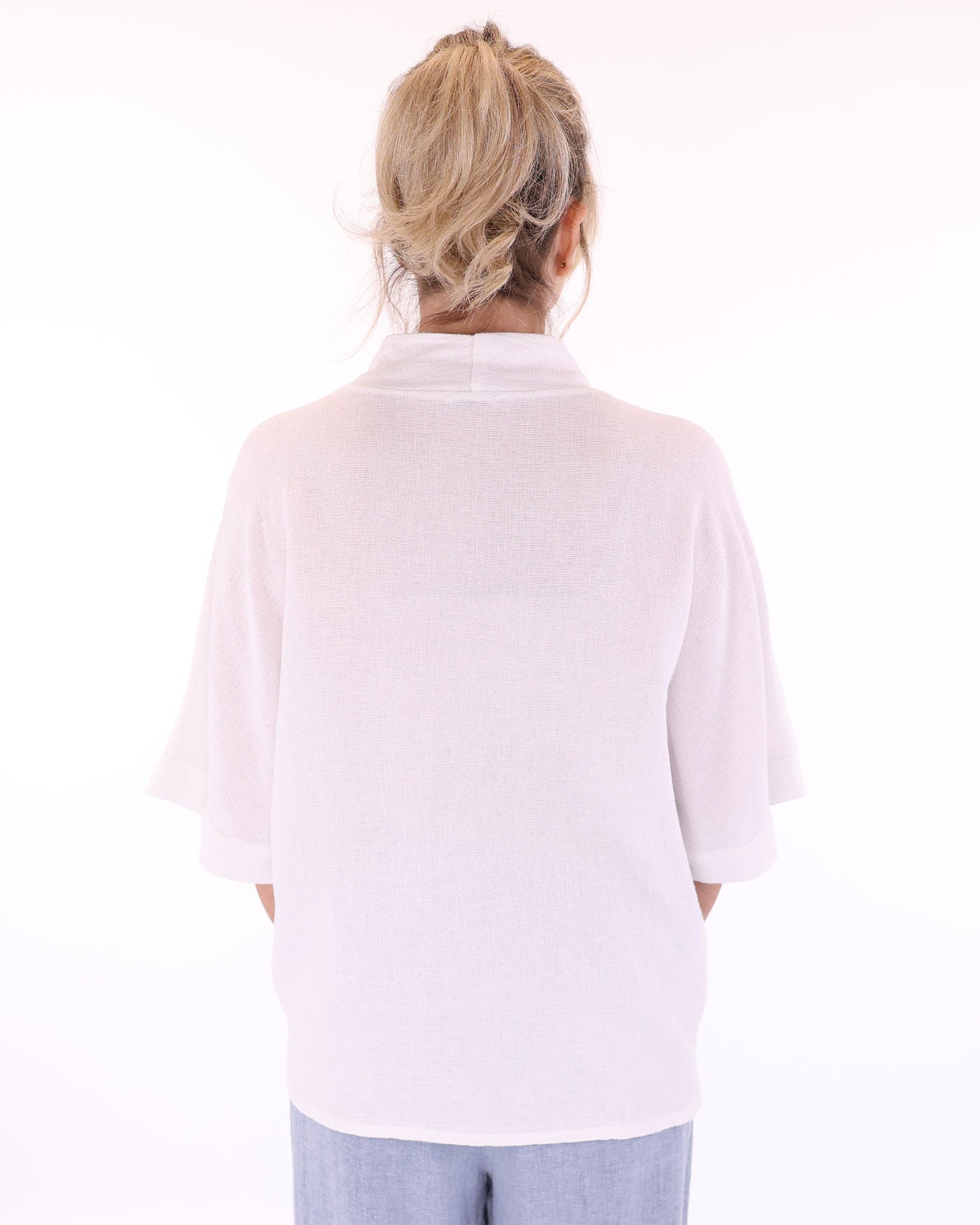 Women's Italian Kimono style linen and cotton blend jacket in white, with coconut buttons, elbow-length sleeves and front pockets