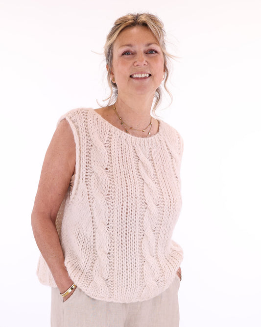 Women's alpaca blend cable knit sleeveless tank top for Spring/Summer in cream,  made in Italy
